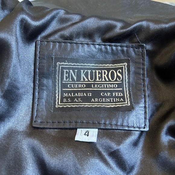 RARE VINTAGE EN KUEROS ARGENTINA 100% GENUINE LEATHER JACKET. SIZE 4 - Picture 7 of 7